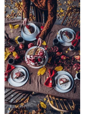 Obrus CLASSIC Nougat w aranżacji stołu