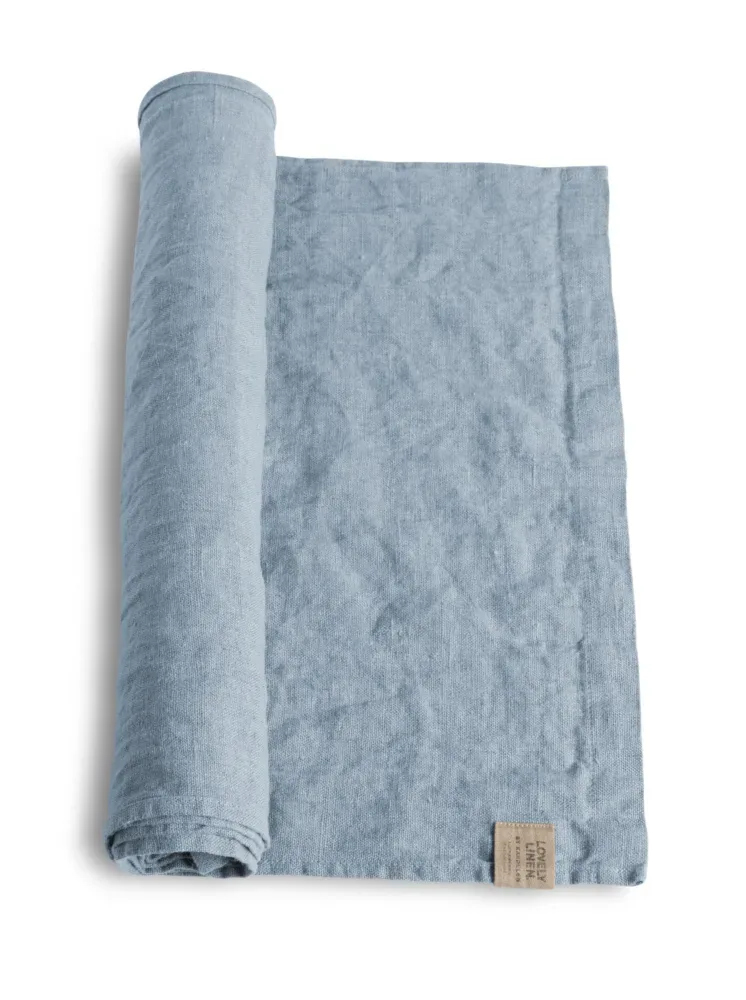 Bieżnik lniany LOVELY Dusty Blue – zdjęcie produktowe