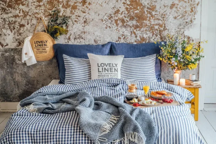 779.jpg Poszewka Na Poduszkę MISTY Denim Blue - Paski